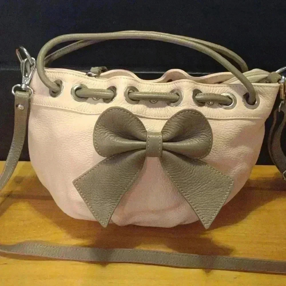Vera Pelle‎ pink leather handbag